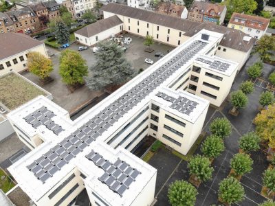 DJI 0539 fuer Monitoring 400x300 - Schule macht Strom